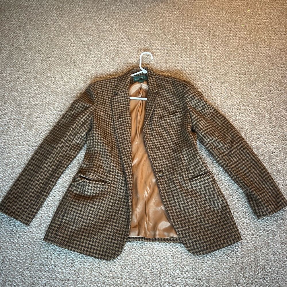 Hardly Worn Ralph Lauren Size 6 Blazer